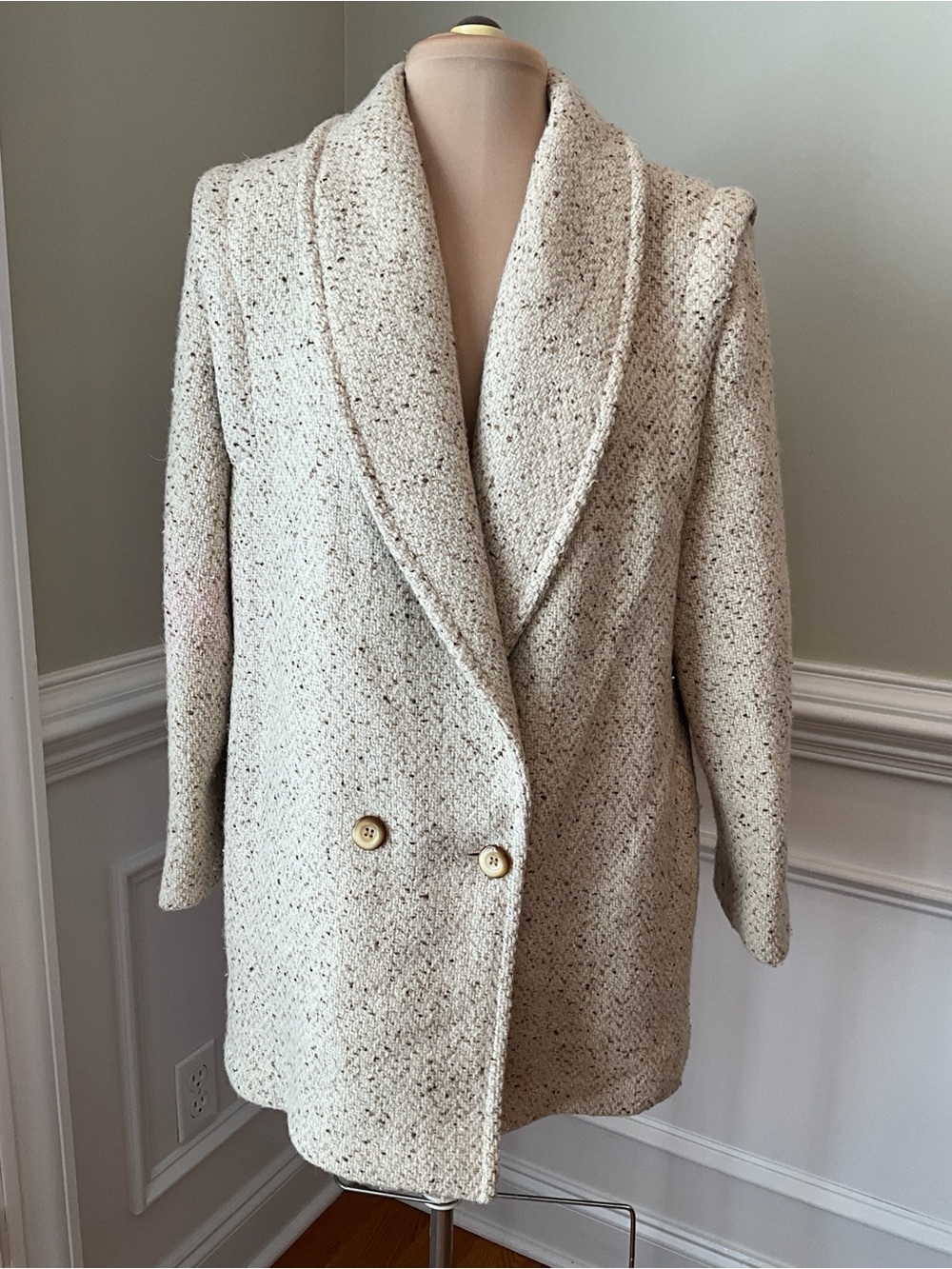 Saks Fifth Avenue 100% Wool Vintage Cream Bouclé Double-Breasted Pea Coat